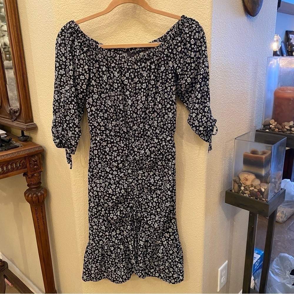 ZARA Women Black & White Off The Shoulder 3/4 Sleeve Floral Dress Size Small